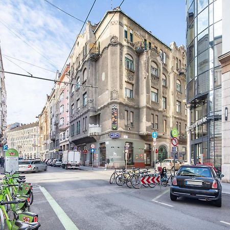 Very Central - Small Studio For Solo Traveller Budapeste Exterior foto
